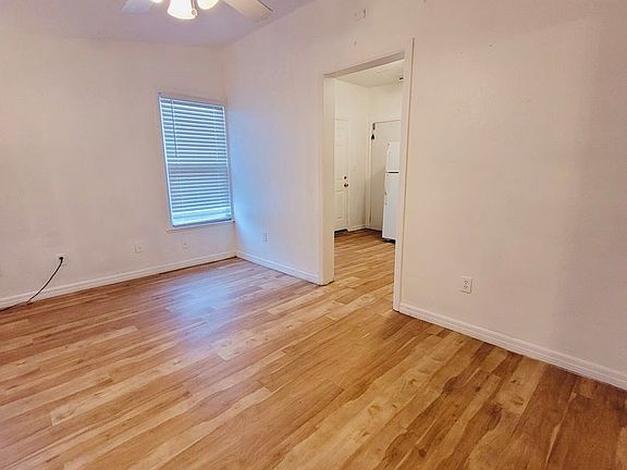 2nd image of 410 E Livingston St APT 2