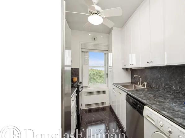 1620 Avenue I image 1 of 6