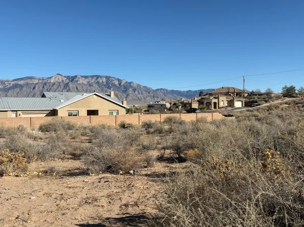 533 Rio Vista Dr NE, Rio Rancho, NM 87144