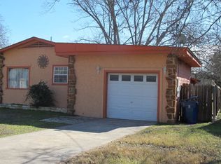 513 Lytle St, Kerrville, TX 78028