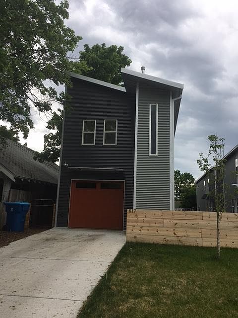 1st image of 817 Turner St