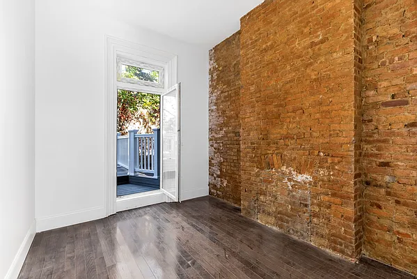 Rented by Douglas Elliman | media 34