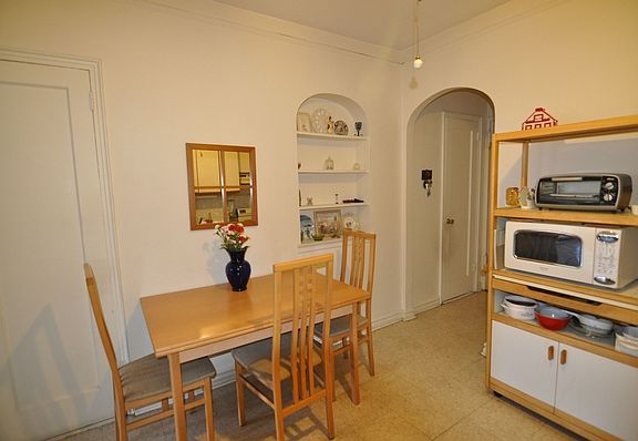 3rd image of 41-15 45th St APT 5K