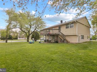 302 Arlington Dr, La Plata, MD 20646