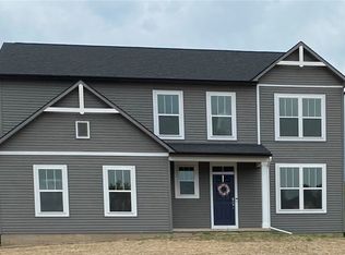 5591 Rolling Meadows Way, Camillus, NY 13031