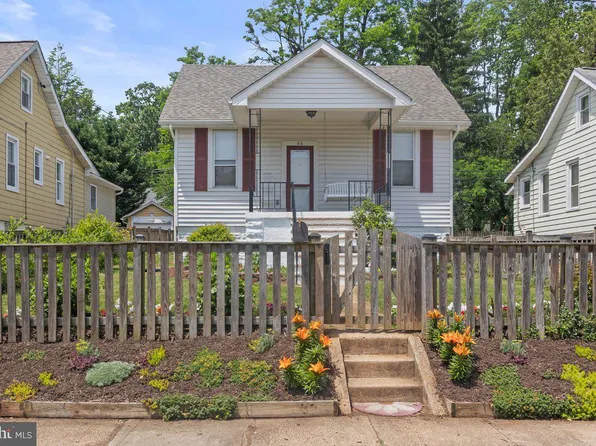 66 N Prospect Ave, Catonsville, MD 21228