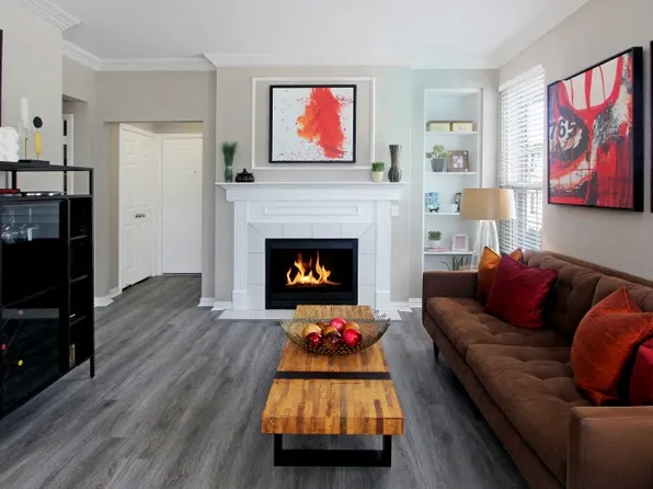 Rockledge Oaks Apartments