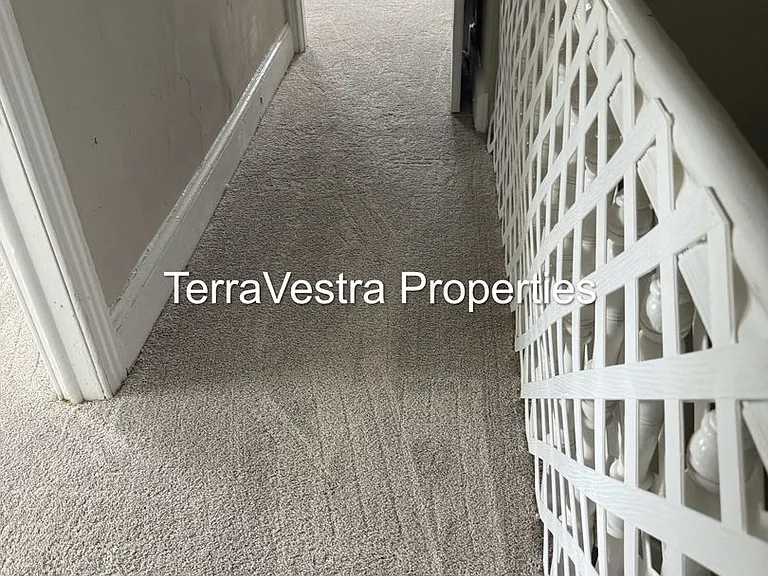 302 Middlesex St — Photo 6