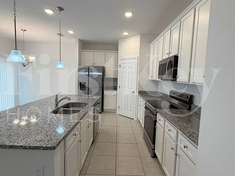 213 Autumn Ridge Rd — Photo 7