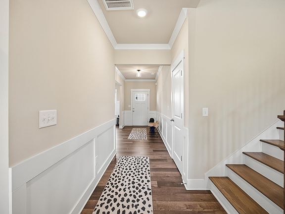 4th image of 2110 Firelight Way