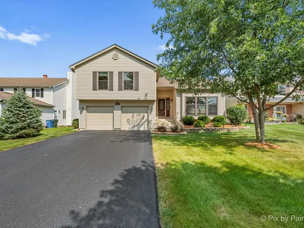 941 Millwood Dr, Bartlett, IL 60103