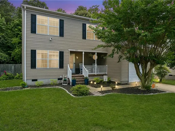 307 Nelson Pkwy, Hampton, VA 23669