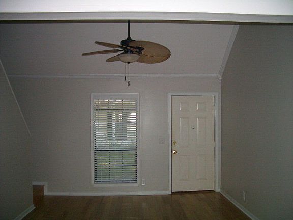 2nd image of 505 Brockinton S