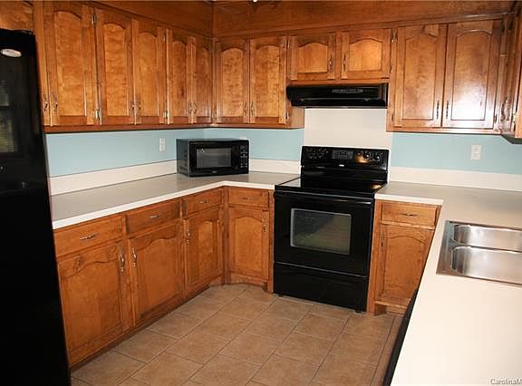 2nd image of 2809 Birchfield Ln