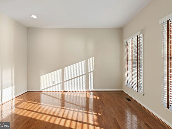 4th image of 2214 Erin Way