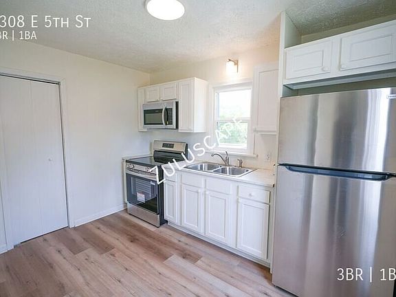 4th image of 2308 E 5th St