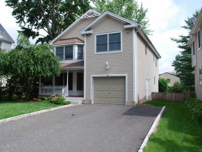 80 Gates Ave, River Edge, NJ, 07661