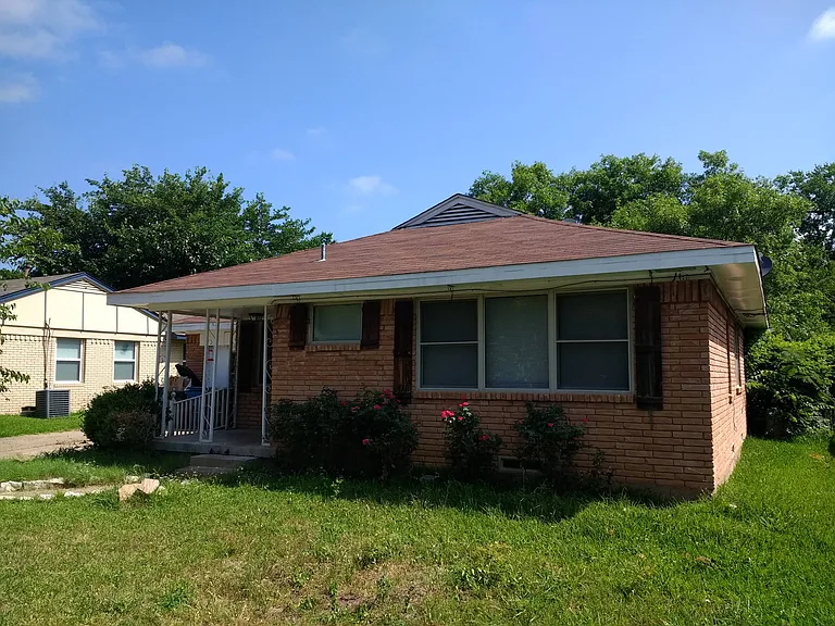 1610 Parkhaven Dr — Photo 3