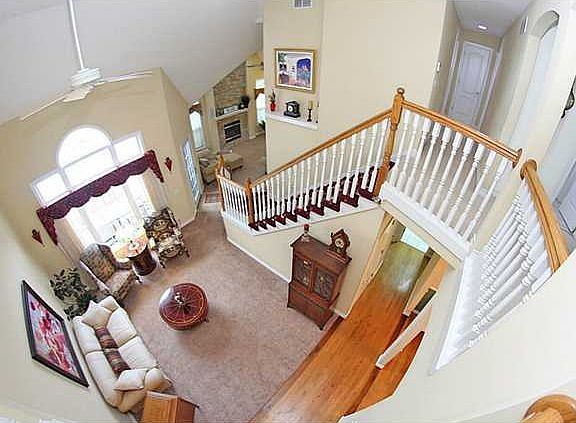 2nd image of 580 Prairie Rose Dr