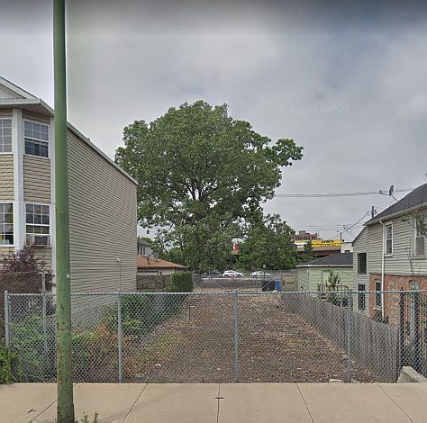 2nd image of 1946 S Desplaines St