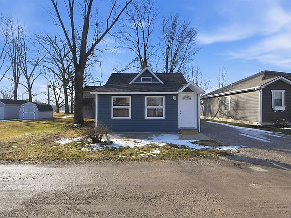 2nd image of 3735 W Goss Rd