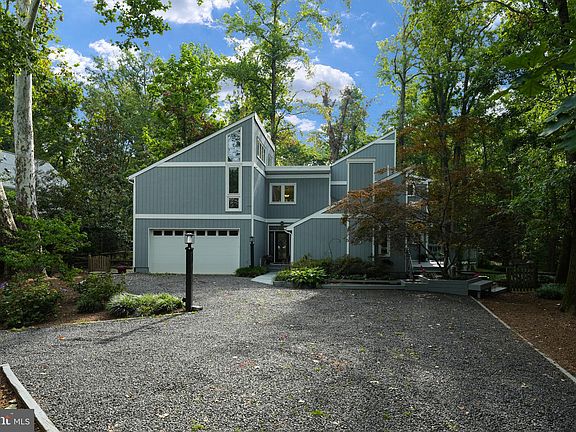 2nd image of 9429 Forest Haven Dr