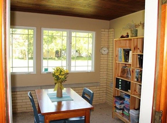5th image of 1022 Highview Ave