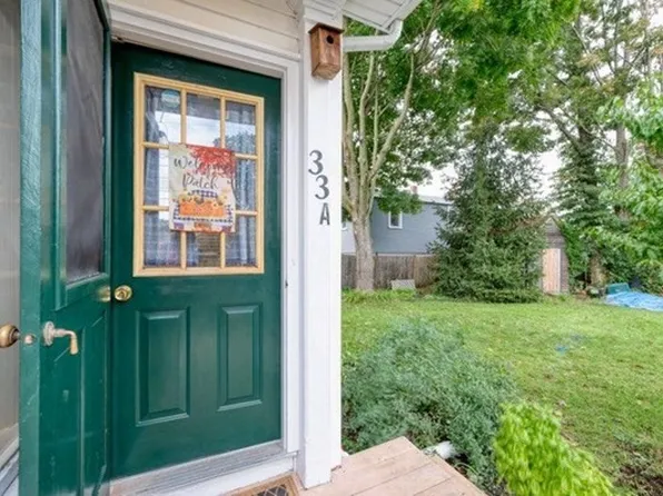 33 Central St #A, Whitman, MA 02382