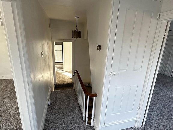 4th image of 163 Klockner Rd
