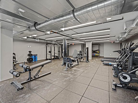 4th image of 2605 Snyder Ave #6B
