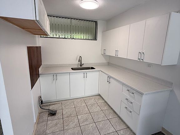 4th image of 1603 Dole St APT 201