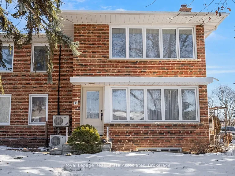 49 Bemersyde Dr #A — Photo 20