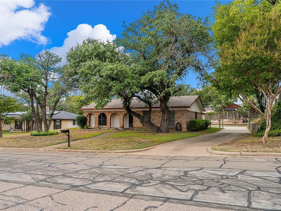 1st image of 7025 Harvey Dr