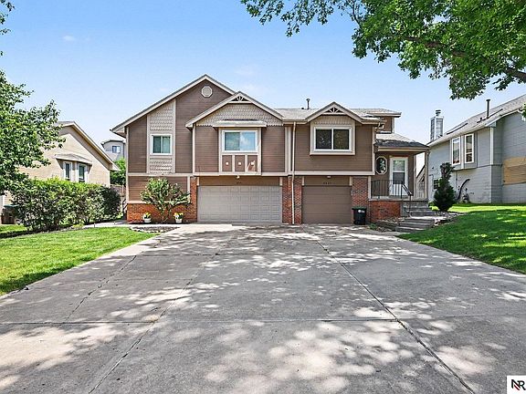 2nd image of 6521 S 108th Ave