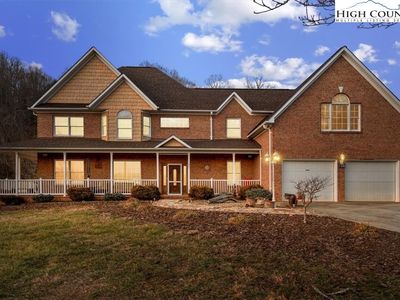 4594 Grandin Road, Lenoir, NC, 28645