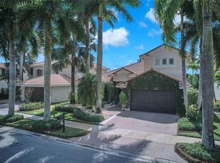 1719 Harbor View Cir, Weston, FL 33327