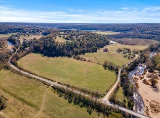 1 Cottage Brook Cir, Anderson, MO 64831