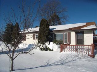 10588 Station Rd, North East, PA 16428