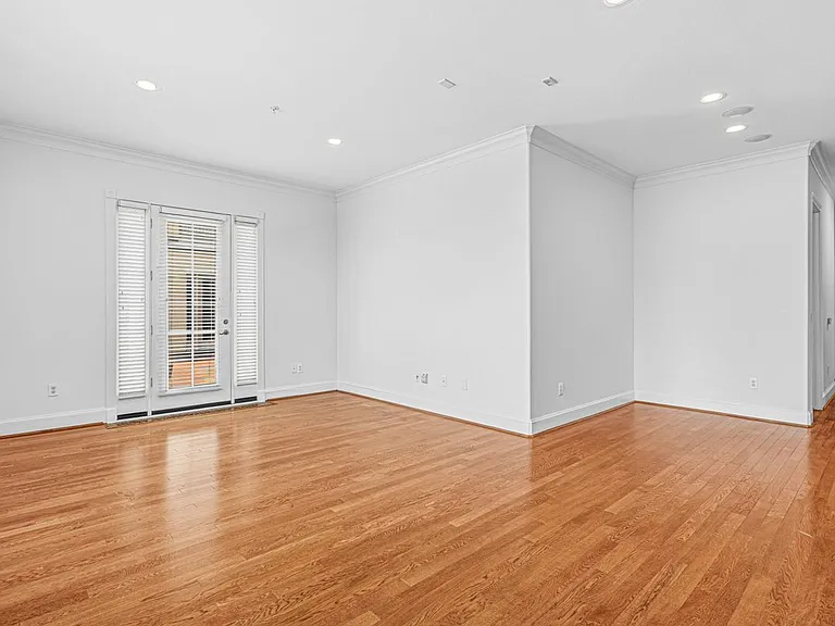 7134 S Mapleridge St #2E — Photo 18