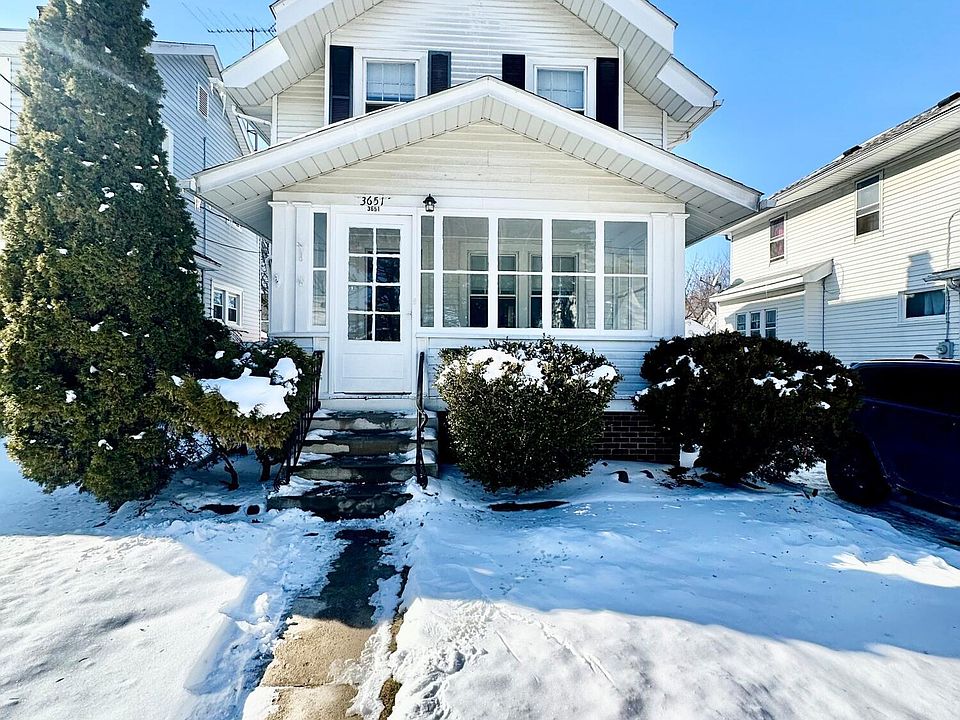 1st image of 3651 Leybourn Ave