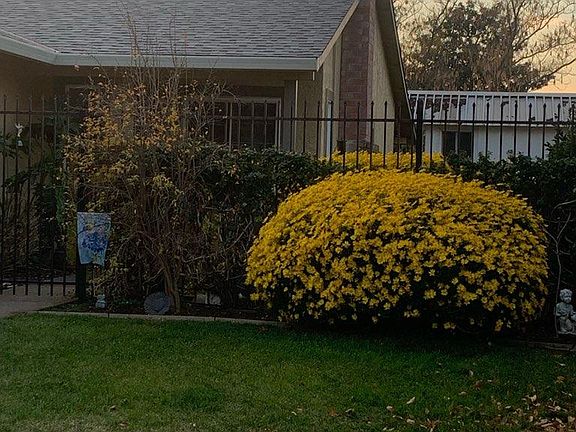 2nd image of 7312 Fletcher Farm Dr