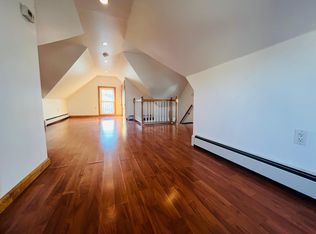 413 9th St FLOOR 2, Carlstadt, NJ 07072