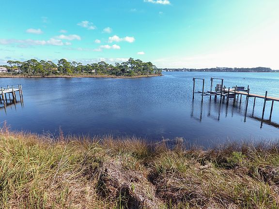 5th image of 5228 Finisterre Dr