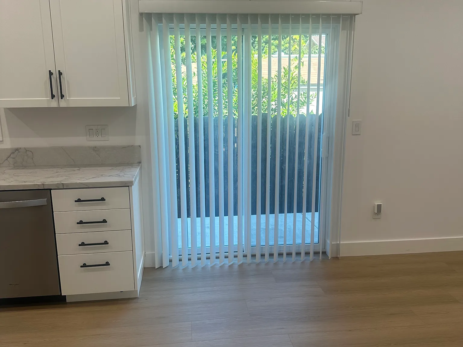 2 bed, 765 sqft, $3,700 — Photo 4