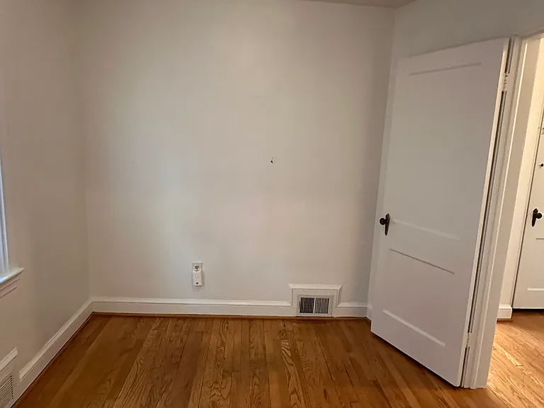 4820 9th St N #2 — Photo 5