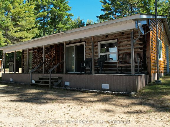 2nd image of 1157B Turners Rd