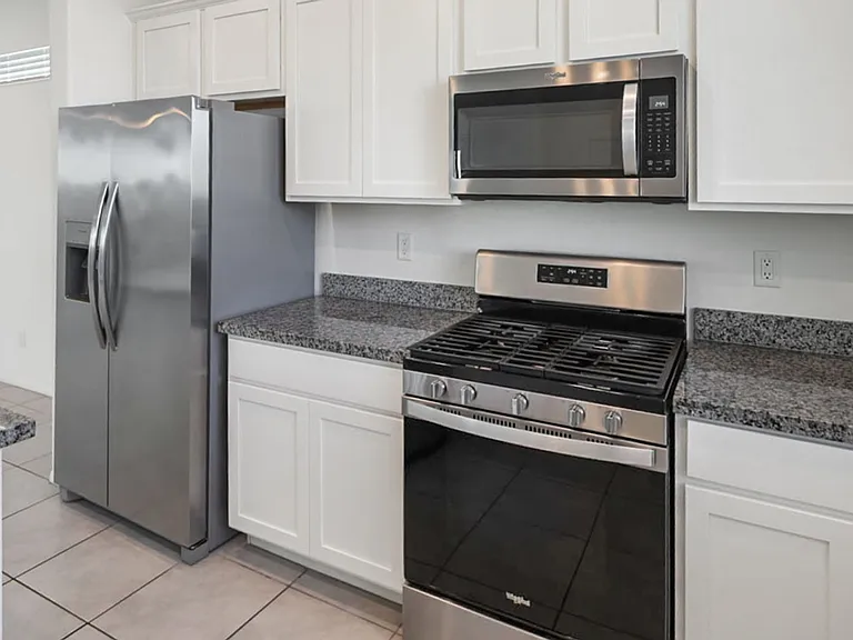 10589 Sariah Skye Ave — Photo 13