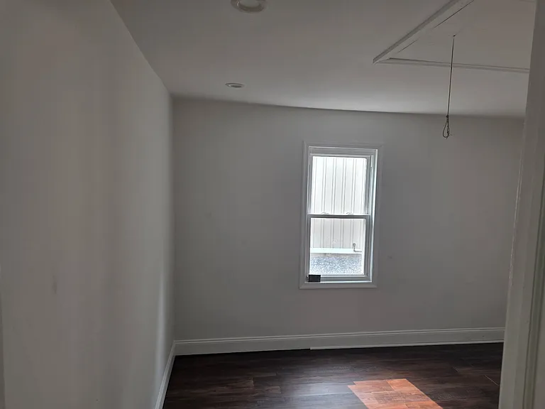 2375 Jennie Ave — Photo 5