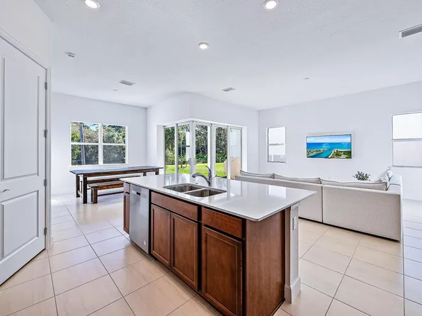9775 SW Meridian Way, Stuart, FL 34997