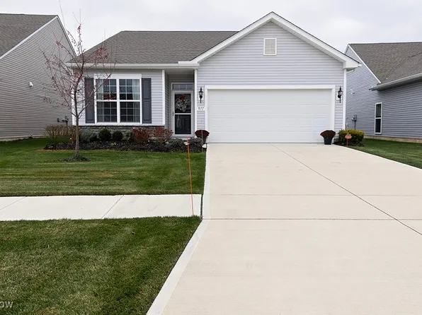 811 Cedar Crest Dr, Elyria, OH 44035